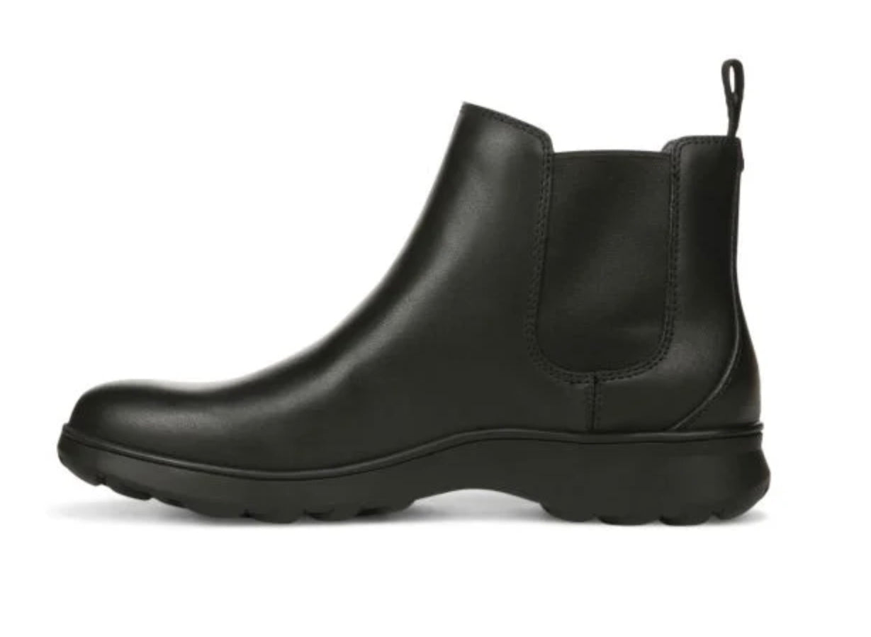 Vionic Evergreen Leather black boot