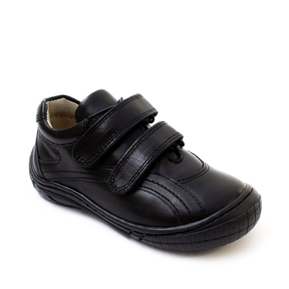 Petasil Luther 20909 Black Leather