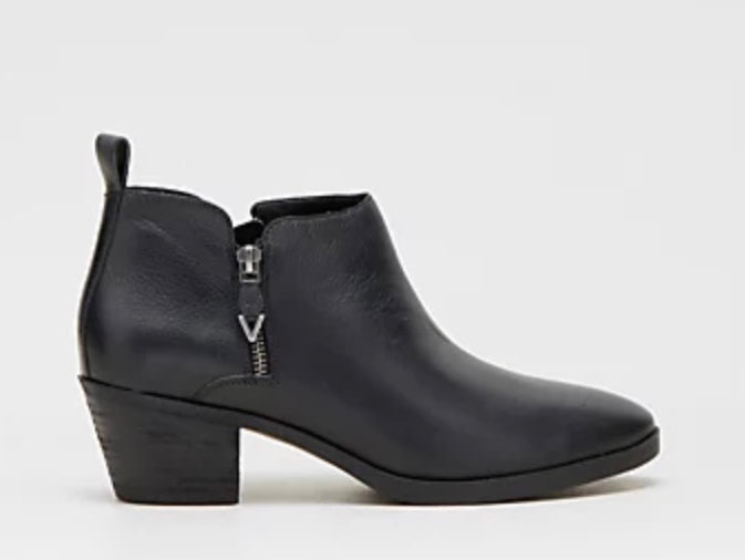 Vionic Cecily ankle boots Black